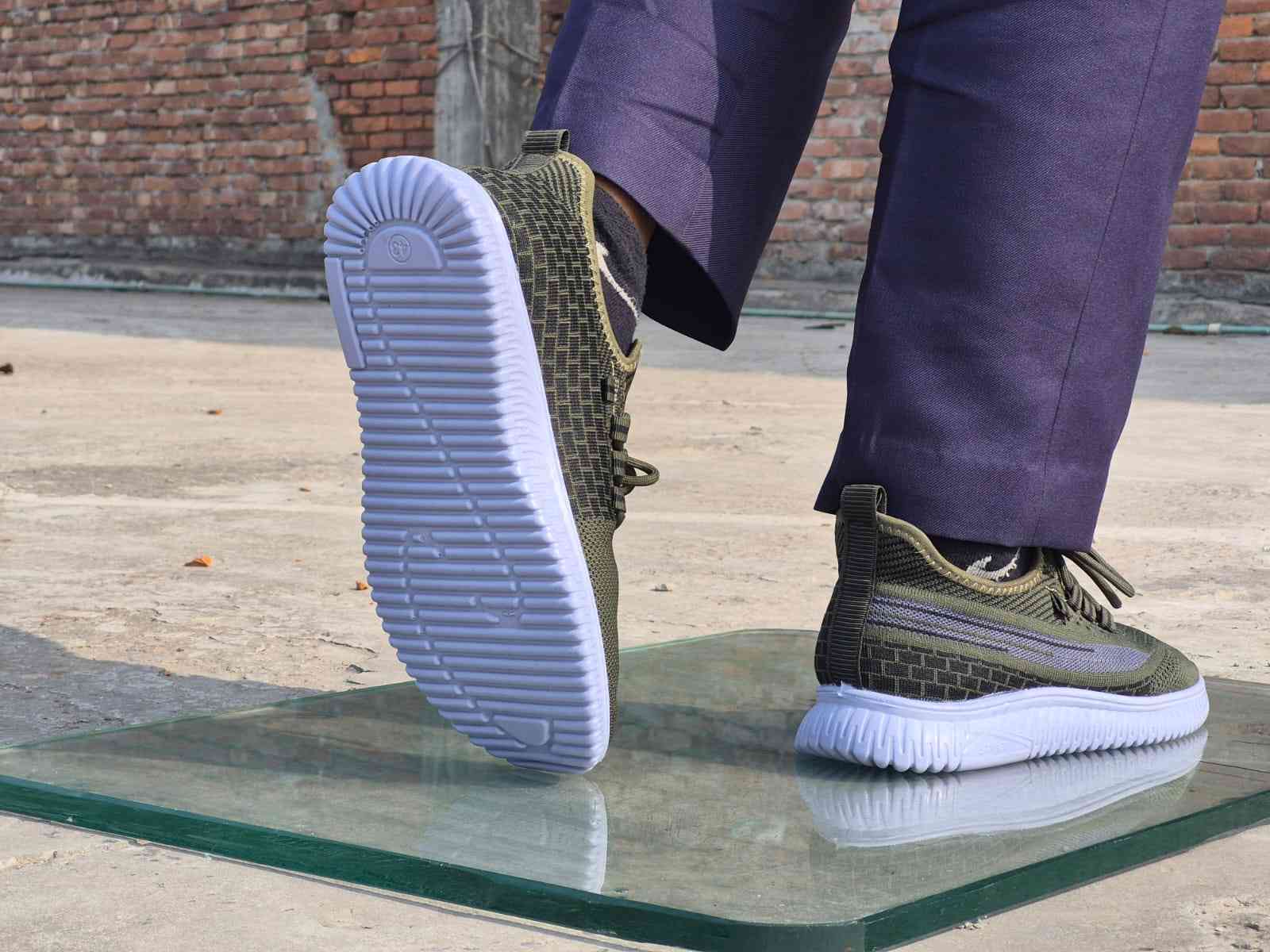 China Sports Sneakers