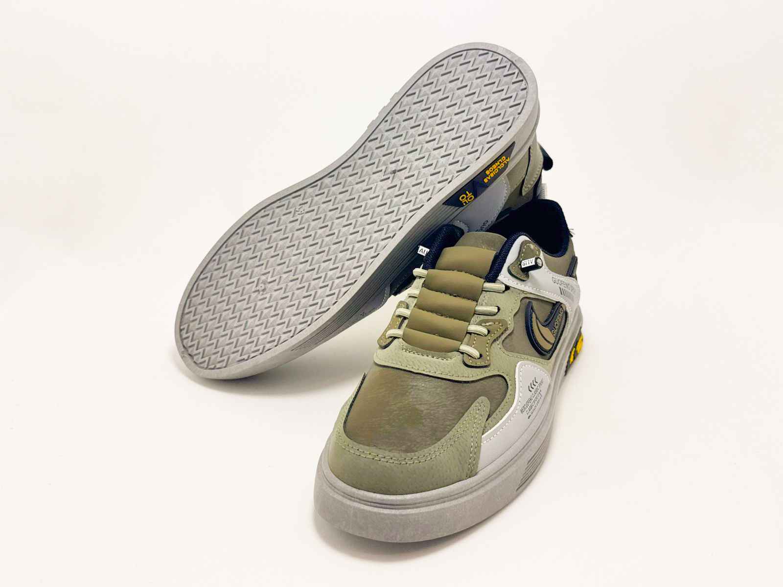 New GUOFENG SPORT Olive–White Sneaker