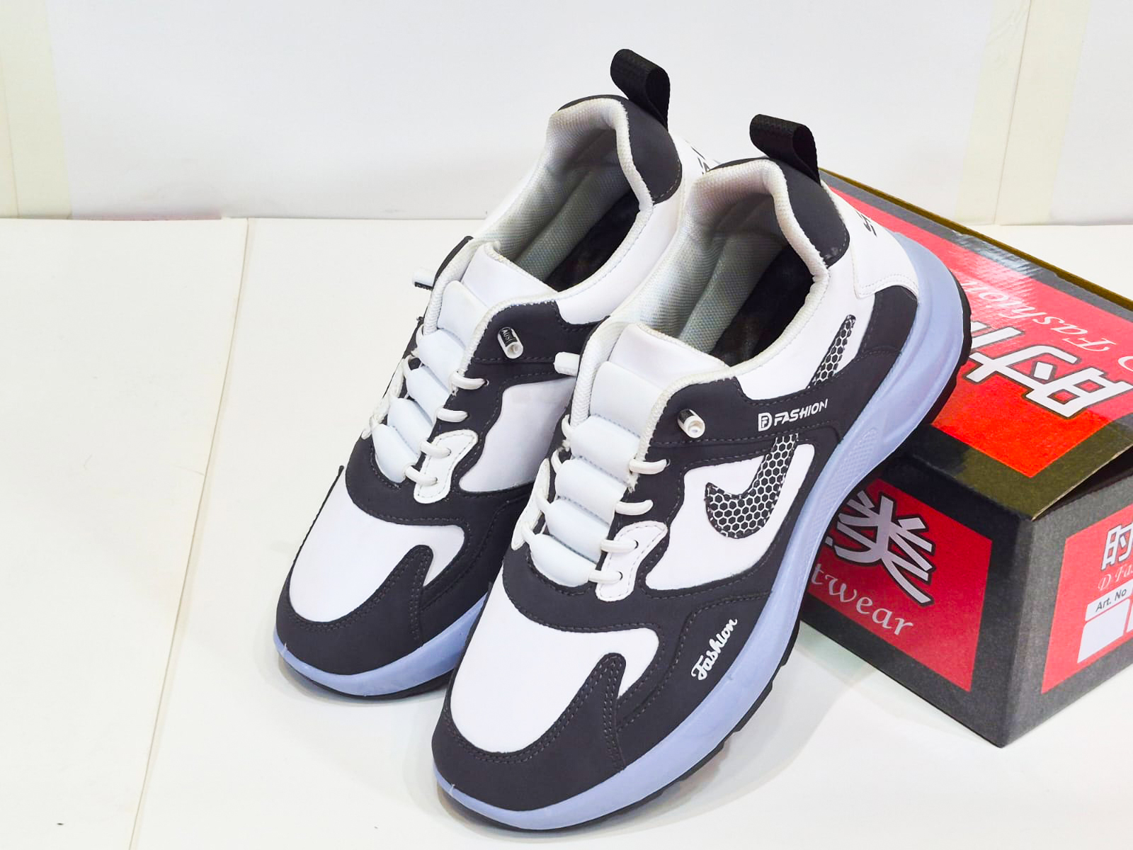 Men’s Casual Sports Sneakers – Premium Comfort Edition