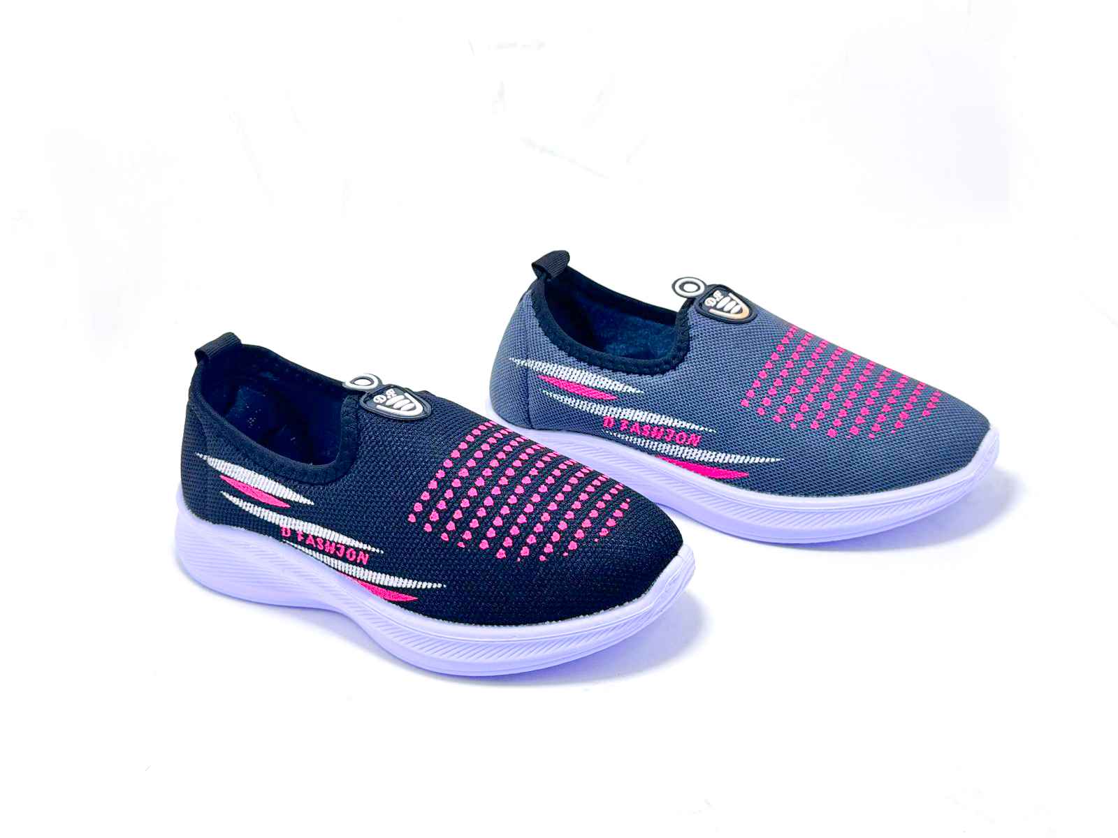 D Fashion Ladies Slip-On Sneakers – L173